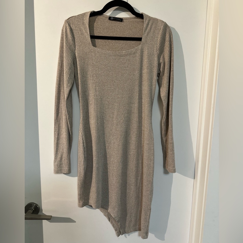 Pretty Garden Beige Long Sleeve Dress